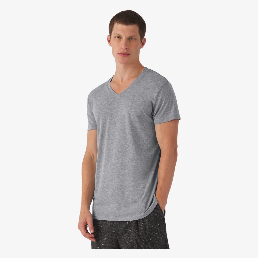 B&C TM057 V Triblend /men